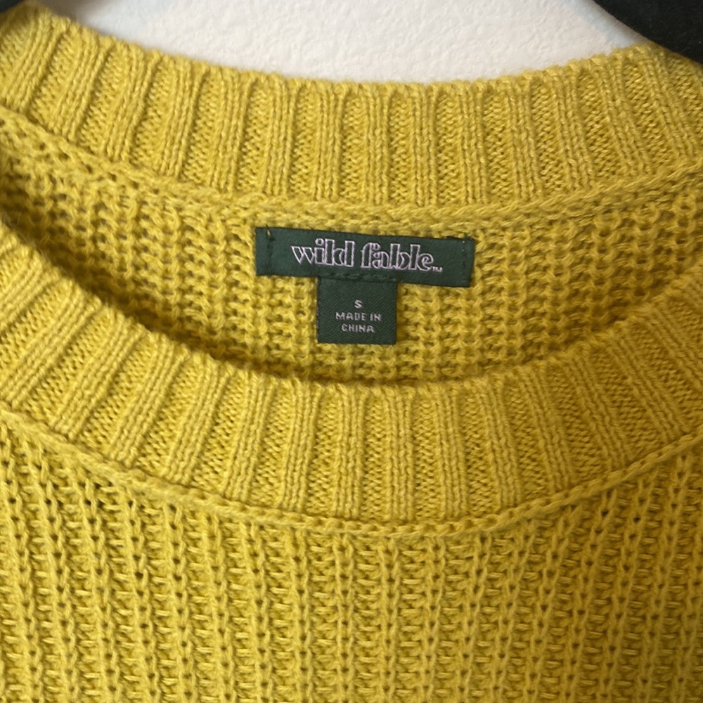 Yellow Cropped Sweater - Picture 2 of 7